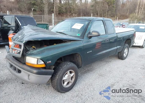 1999 Dodge Dakota Slt/Sport from USA, damaged, VIN 1B7GG22X9XS227198
